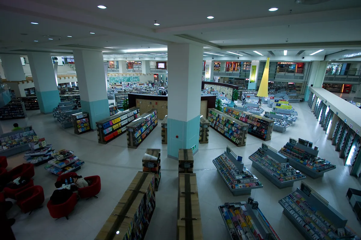 How to Book Shenzhen Local Volunteer Guides: 2026 Guide