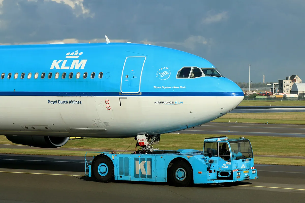 10 Stops for a Tugu Square Malang History Walk