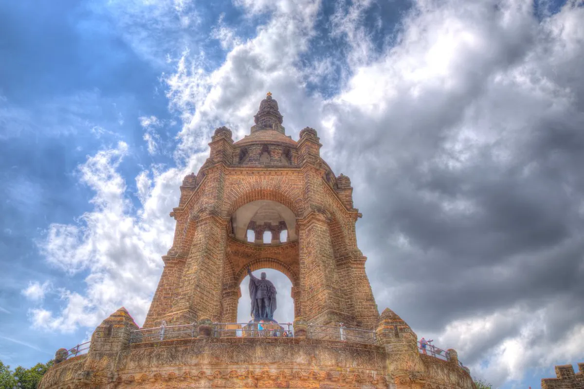 Historic Landmarks on Sanur Walking Tours: 1-Day Guide