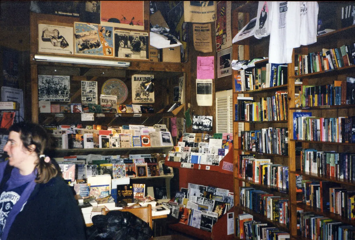 How to Visit Kuching Waterfront Landmarks: A Local Guide