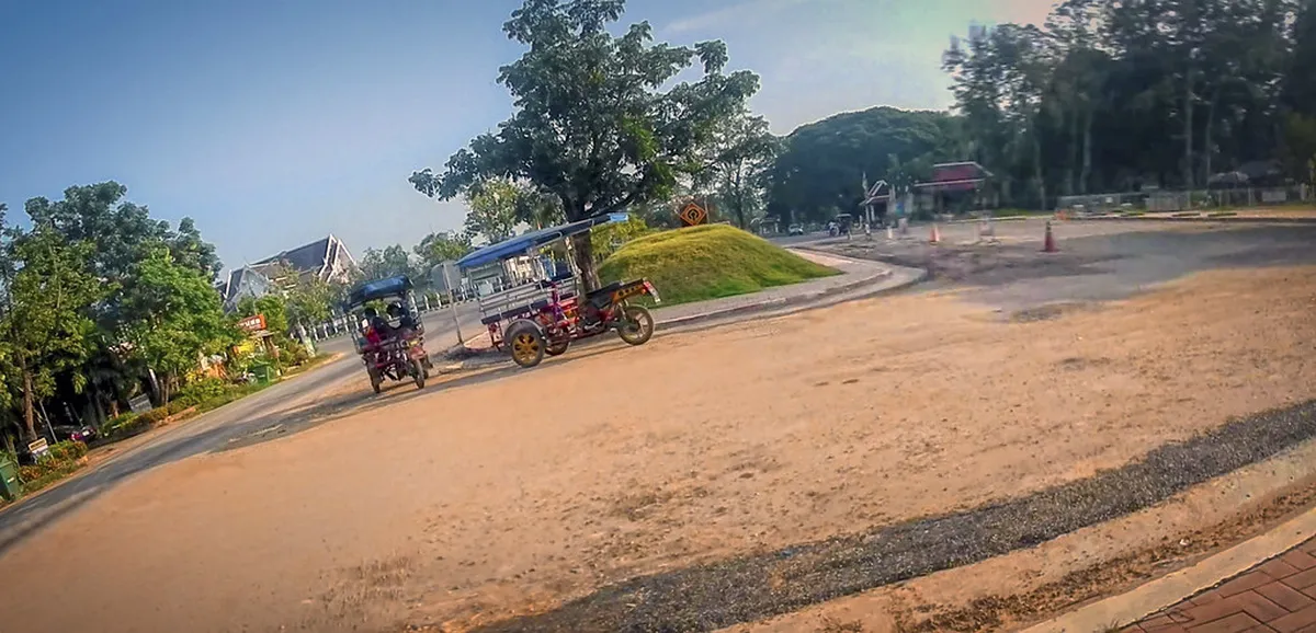 Sukhothai Historical Park Entrance Fees for Walking Tours