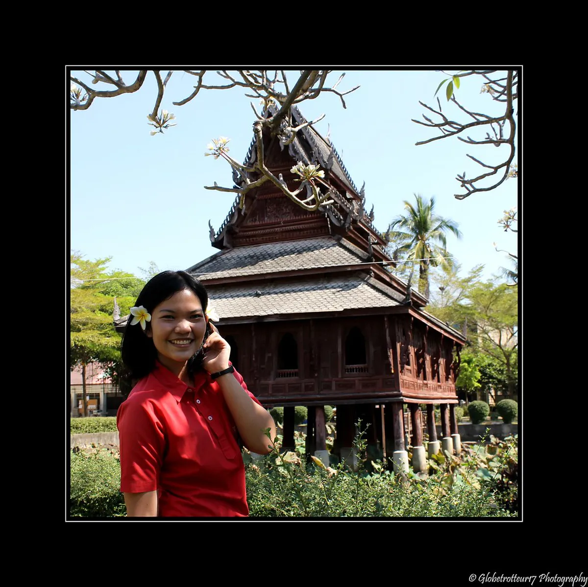 1-Day Ubon Ratchathani Temple Walking Route Guide