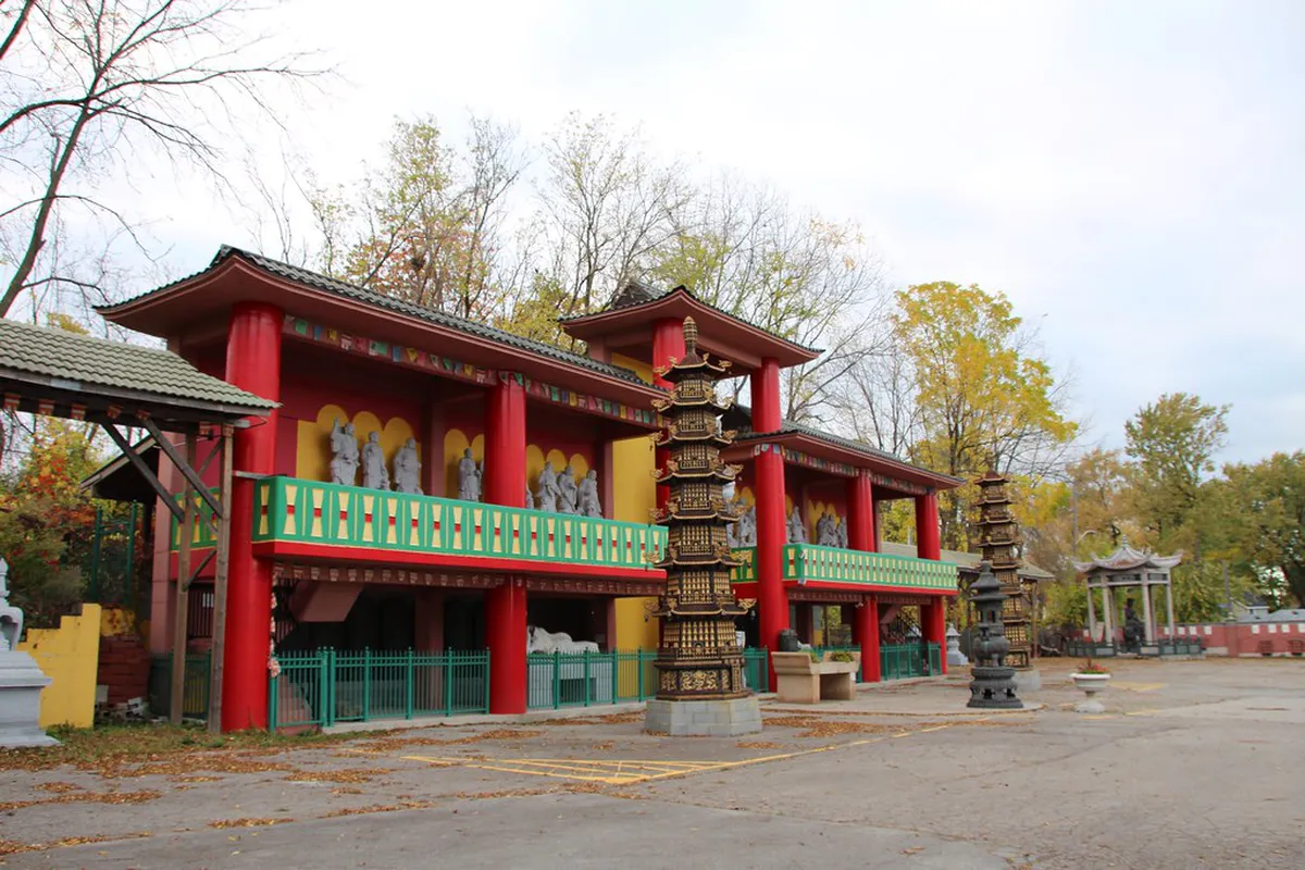 Are Free Walking Tours in Haiphong Worth It?