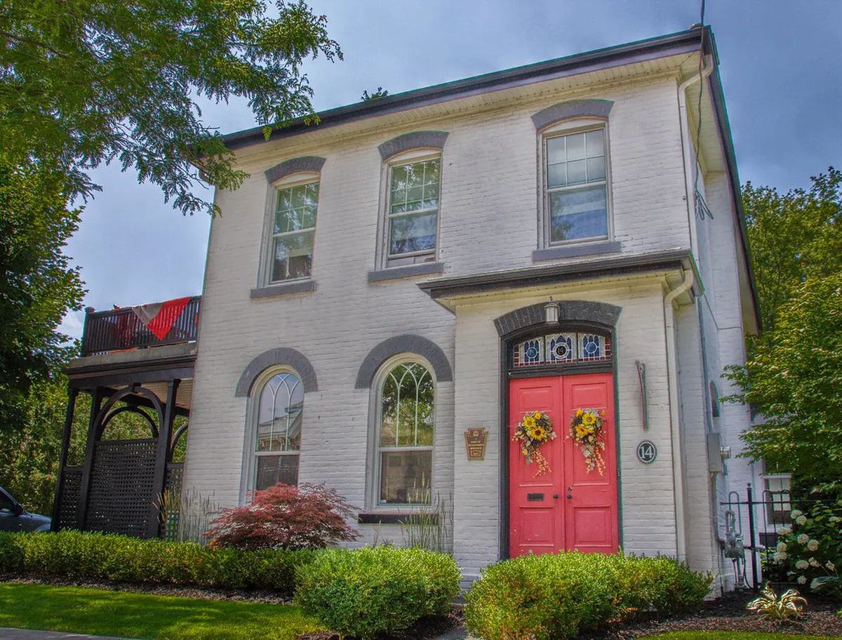 Walking Tour Essentials for Saigon: Your Complete Checklist